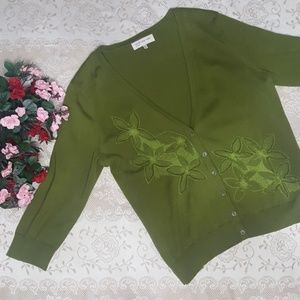 Great light sweather in an awesome green color